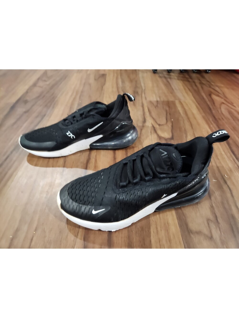 Nike Air Max 270 Black and White Sneakers Size 6